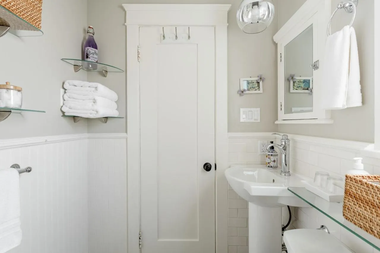 Holiday home Casita Charm, Cozy Character Villa Long Beach United States