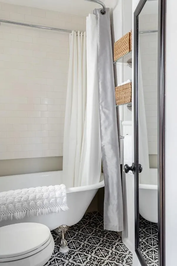 Holiday home Casita Charm, Cozy Character Villa Long Beach